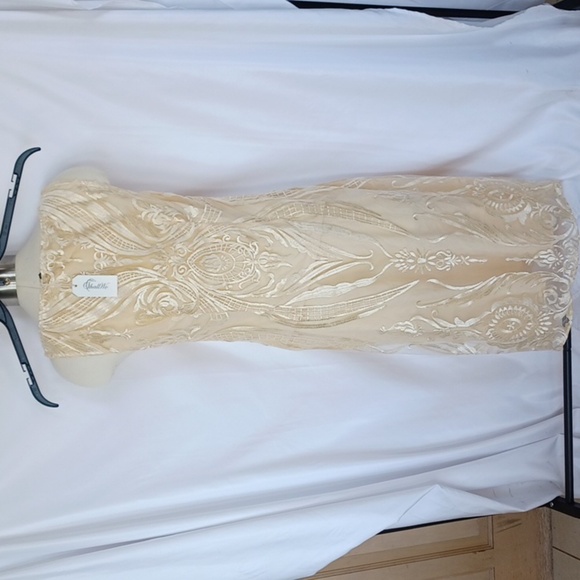 Shall We Cream Embroidered Overlay Cocktail/PartyWedding Dress, 18" PTP, 43" L - Picture 4 of 6